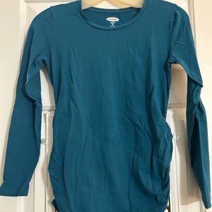 Long sleeve maternity shirt